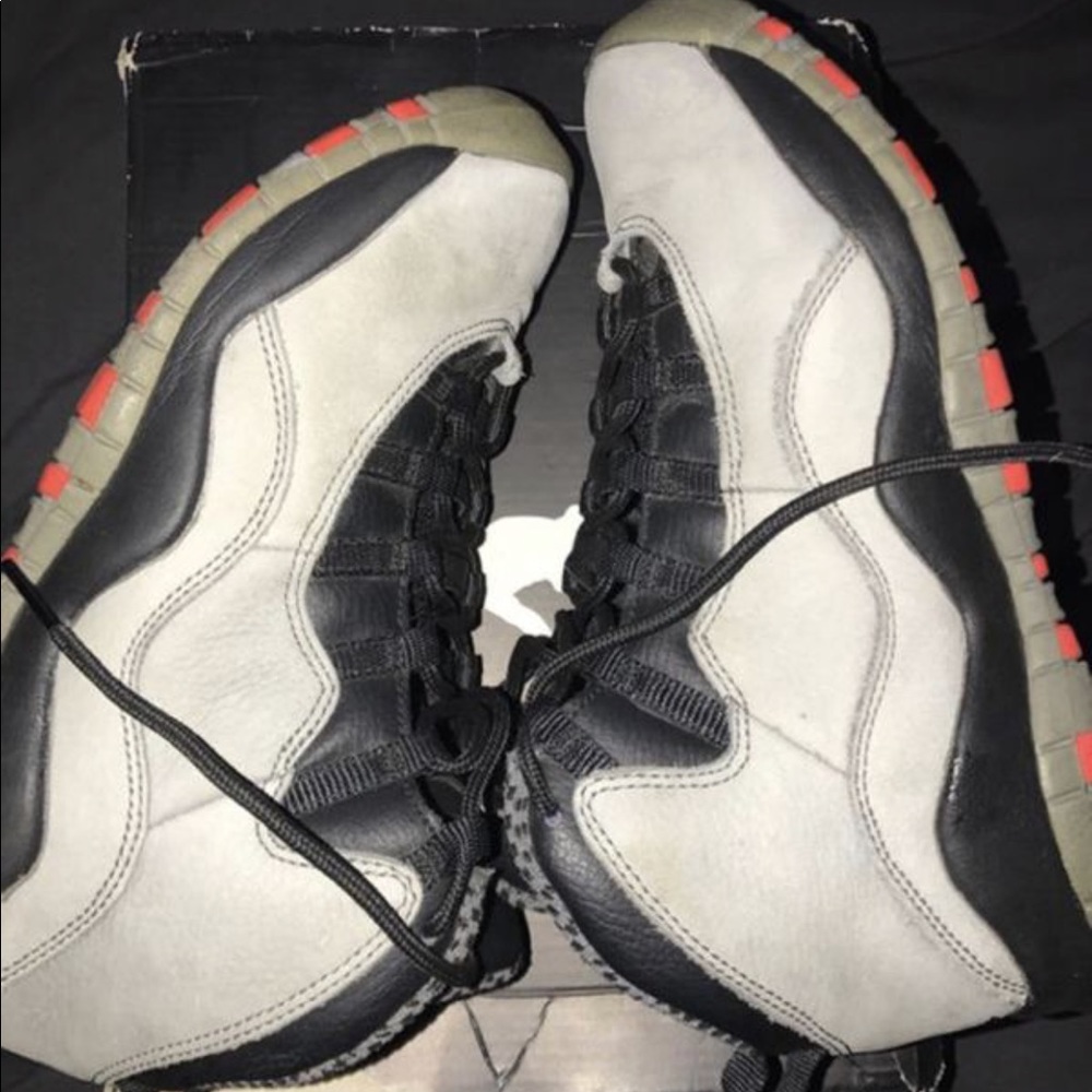 Air Jordan’s 10s